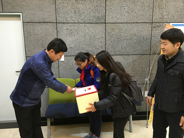 월평초, 서윤아 힘내라! 졸업식에서 만나자
