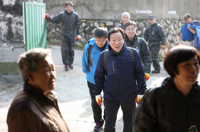 한국공무원노동조합 강원도교육청지부 제4회 사랑의 연탄배달 봉사활동 실시