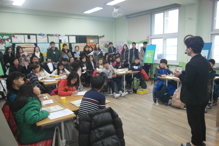 수업을 나누다  마음을 모으다, 수업 나눔 열기 후끈