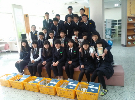 자연과학고, 움직이는 책수레 운동 운영 자연과학고, 움직이는 책수레 운동 운영