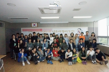 자유학기제 재능기부 가족봉사단 발대식 및 책 읽어주기 연수 실시 