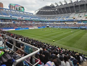 스승과 제자가 함께하는 특별한 응원
